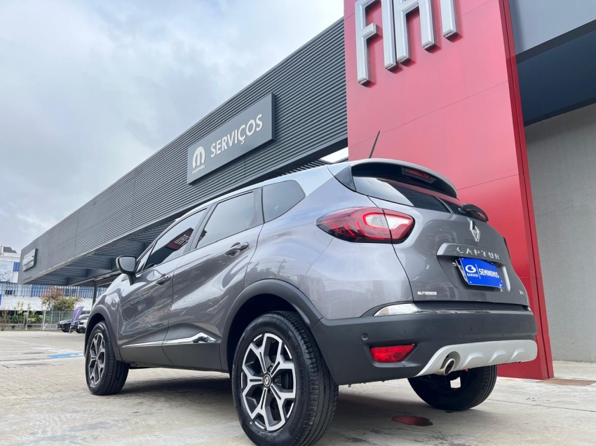 renault captur 1.3 tce flex iconic x-tronic 4p automatico 2022