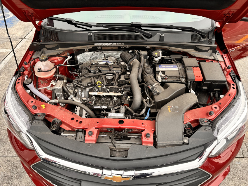 chevrolet onix 1.0 turbo flex plus premier automatico 4p 2025