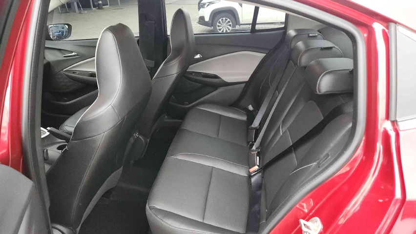 chevrolet onix 1.0 turbo flex plus premier automatico 4p 2025