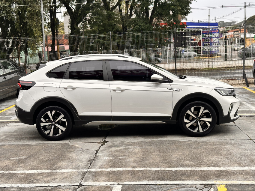 volkswagen nivus 1.0 200 tsi total flex highline automatico 4p 2021