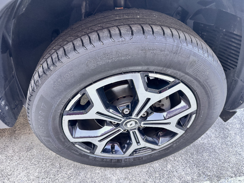 renault duster 1.6 16v sce flex iconic x-tronic 4p automatico 2023