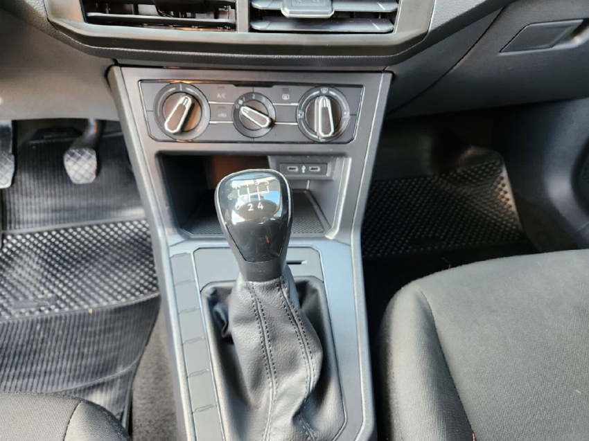 volkswagen polo 1.0 mpi track manual flex 4p 2025