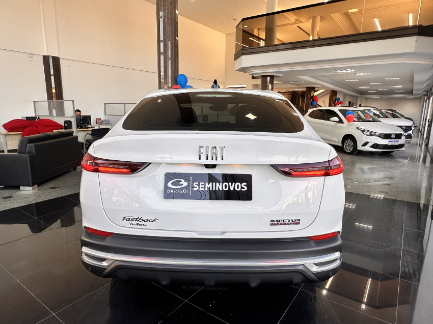 fiat fastback 1.0 turbo 200 flex impetus cvt 4p automatico 2023