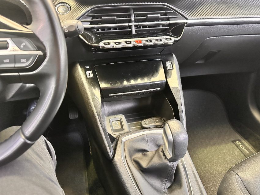 peugeot 208 1.6 16v flex griffe at6 4p automatico 2023