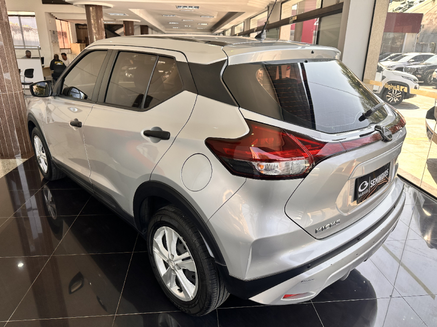 nissan kicks 1.6 16v flexstart active xtronic flex 4p automatico 2023