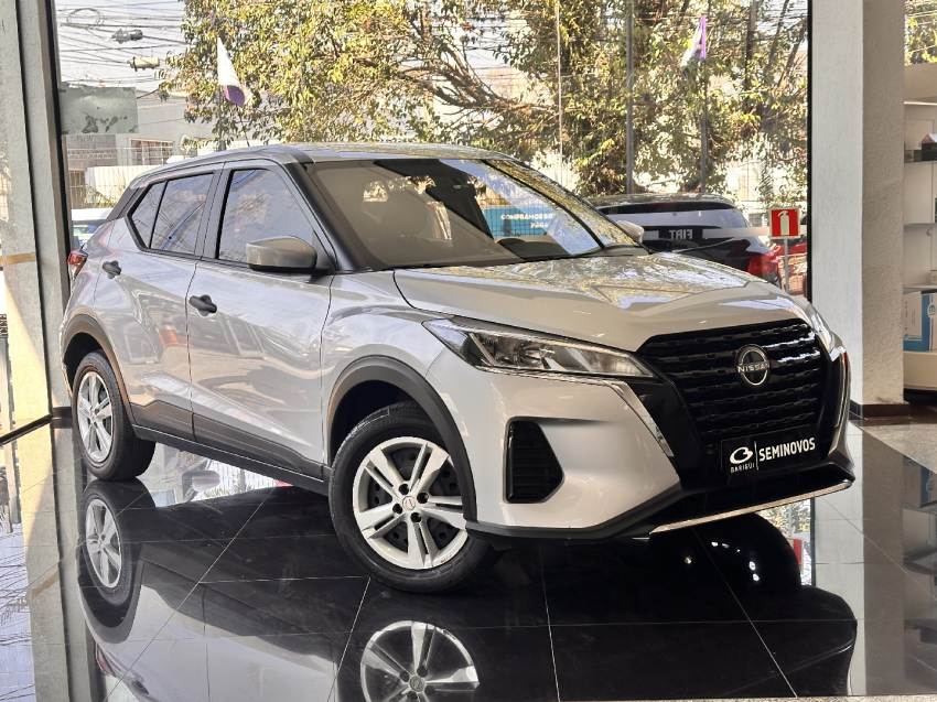 nissan kicks 1.6 16v flexstart active xtronic flex 4p automatico 2023
