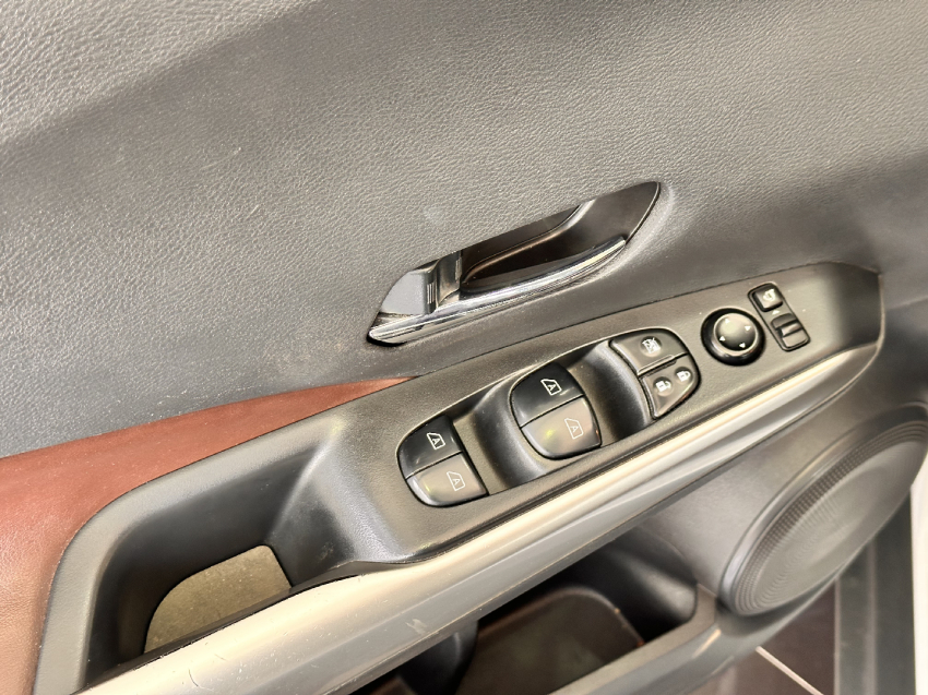 nissan kicks 1.6 16v flexstart sl 4p xtronic flex automatico 2018