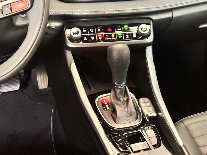 fiat fastback 1.0 turbo 200 hybrid impetus cvt flex 4p automatico 2025
