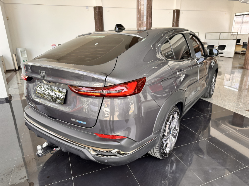 fiat fastback 1.0 turbo 200 hybrid impetus cvt flex 4p automatico 2025