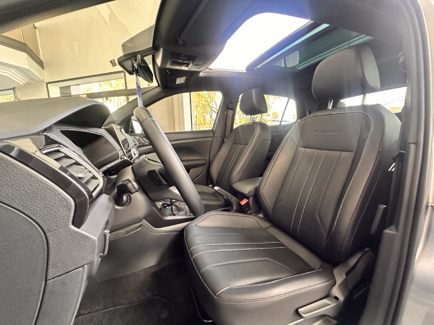 volkswagen t-cross 1.4 250 tsi total flex highline automatico 4p 2025