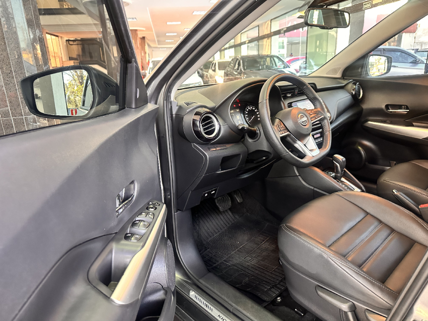 nissan kicks 1.6 16v flexstart exclusive xtronic flex 4p automatico 2023