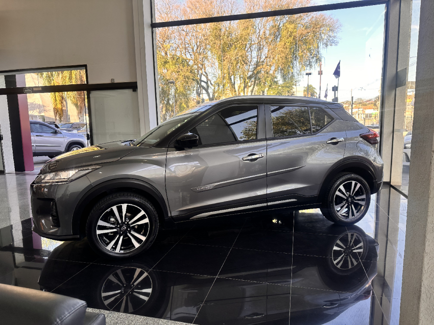 nissan kicks 1.6 16v flexstart exclusive xtronic flex 4p automatico 2023