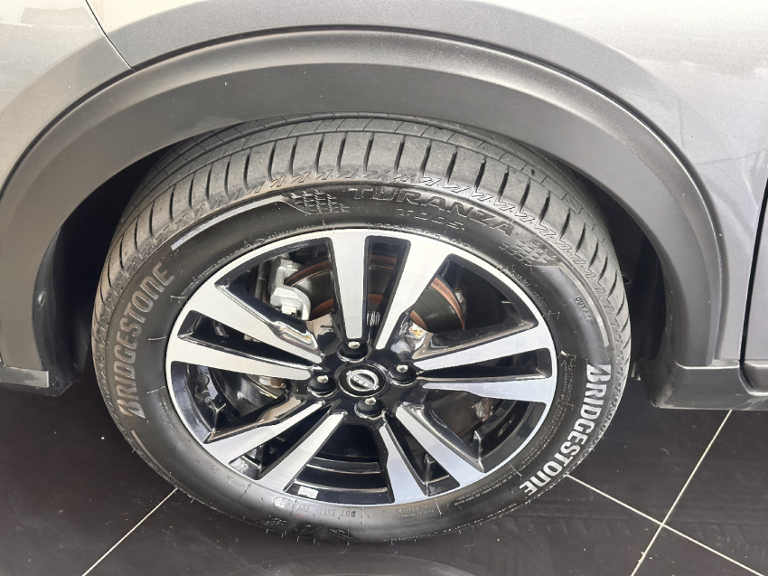nissan kicks 1.6 16v flexstart exclusive xtronic flex 4p automatico 2023