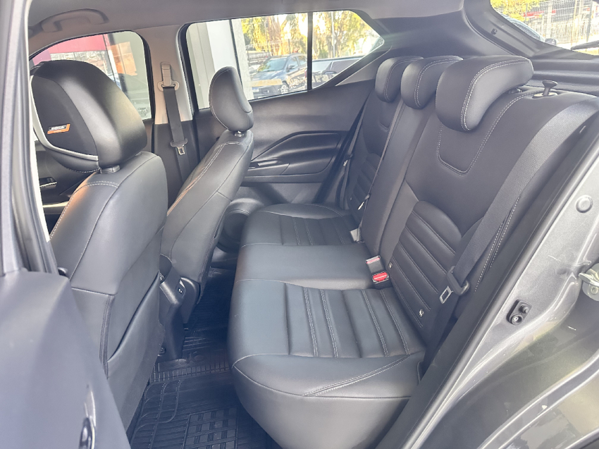 nissan kicks 1.6 16v flexstart exclusive xtronic flex 4p automatico 2023