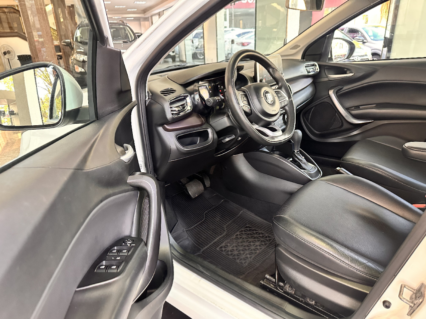 fiat cronos 1.8 e.torq flex precision at6 4p automatico 2021