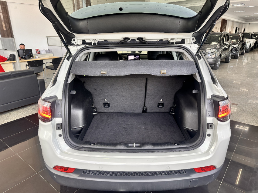 jeep compass 1.3 t270 turbo flex longitude at6 4p automatico 2022