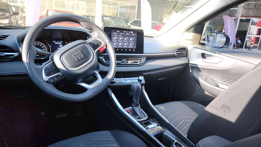 fiat fastback 1.0 turbo 200 flex cvt 4p automatico 2024