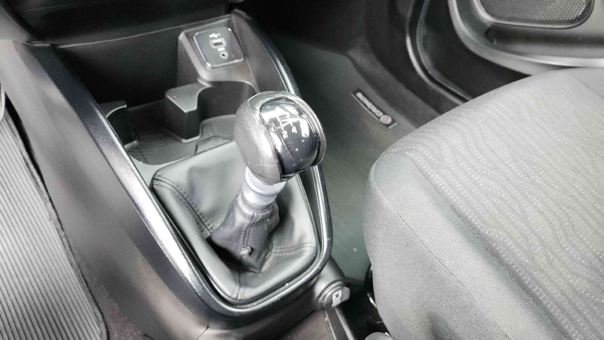 fiat cronos 1.3 flex manual 2025