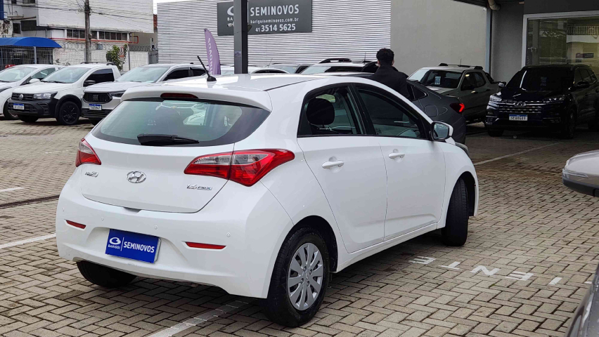 hyundai hb20 1.6 comfort plus 16v flex 4p manual 2015