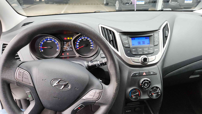 hyundai hb20 1.6 comfort plus 16v flex 4p manual 2015