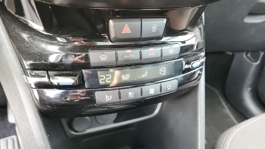 peugeot 2008 1.6 16v flex griffe 4p automatico 201918