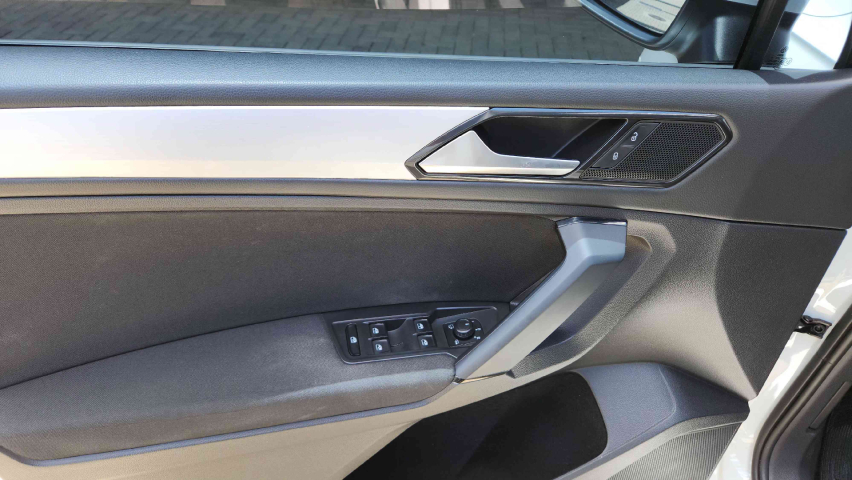 volkswagen tiguan 1.4 250 tsi total flex allspace comfortline tiptronic 4p semiautomatico 201815