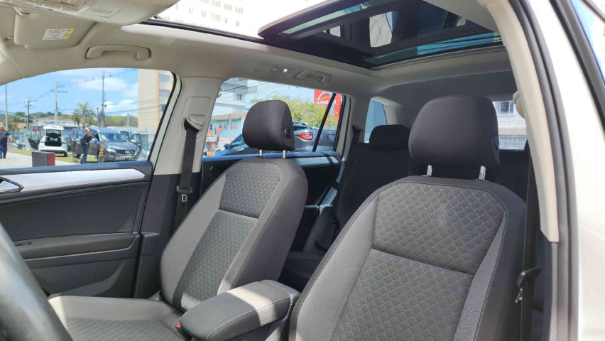 volkswagen tiguan 1.4 250 tsi total flex allspace comfortline tiptronic 4p semiautomatico 201817