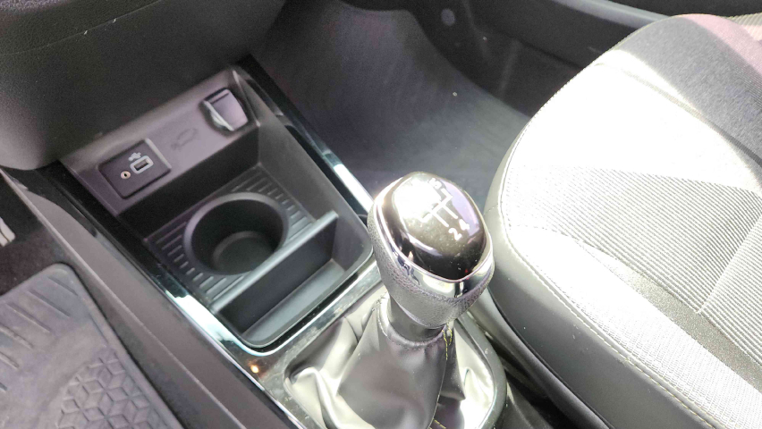 renault kwid 1.0 12v sce flex outsider manual 4p 202318