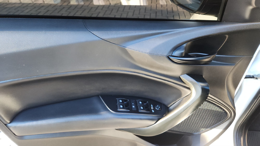 fiat cronos 1.8 e.torq flex hgt at6 4p automatico 202011