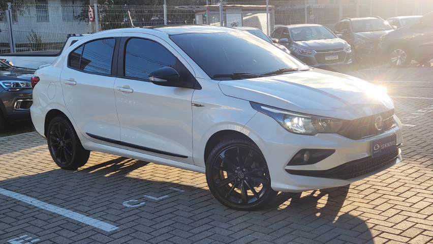 fiat cronos 1.8 e.torq flex hgt at6 4p automatico 2020