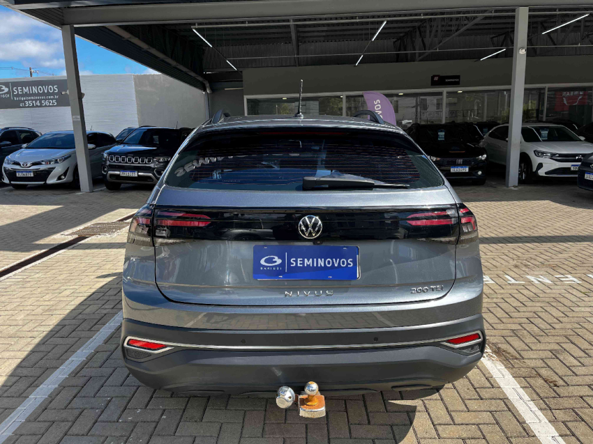 volkswagen nivus 1.0 200 tsi total flex comfortline automatico 4p 20235