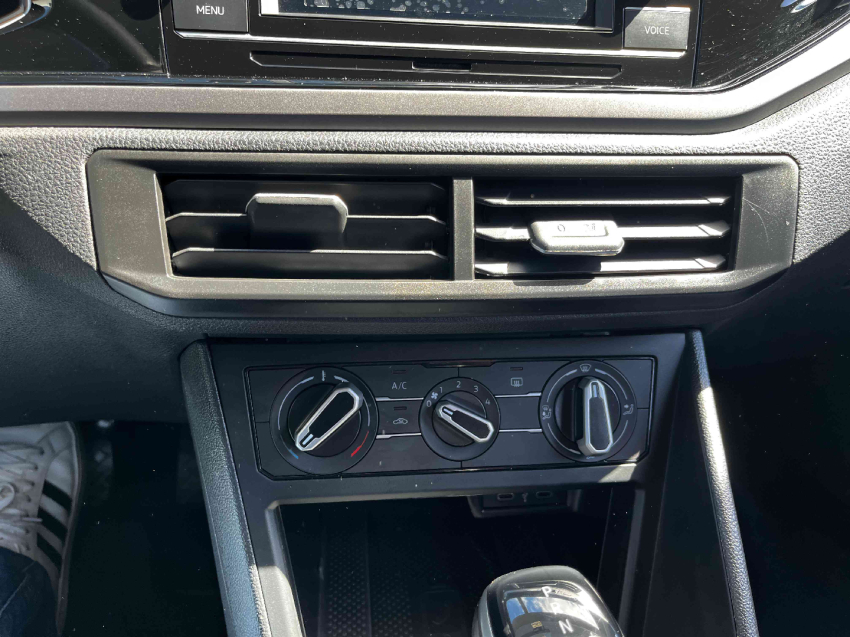 volkswagen nivus 1.0 200 tsi total flex comfortline automatico 4p 202316