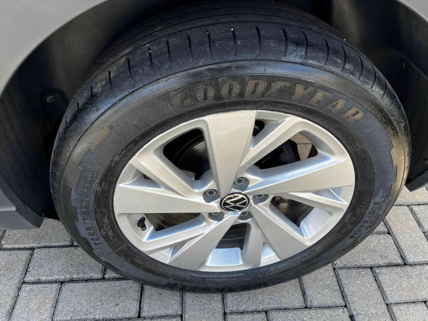 volkswagen nivus 1.0 200 tsi total flex comfortline automatico 4p 20238