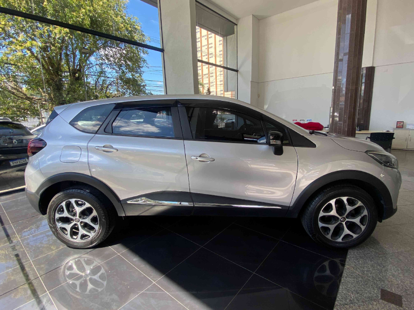 renault captur 1.6 16v sce flex intense x-tronic 4p automatico 20192