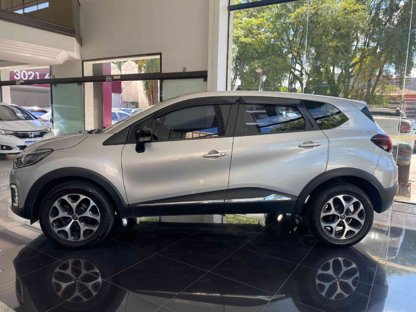 renault captur 1.6 16v sce flex intense x-tronic 4p automatico 20196