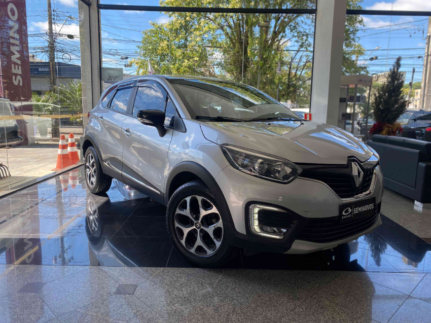 renault captur 1.6 16v sce flex intense x-tronic 4p automatico 2019