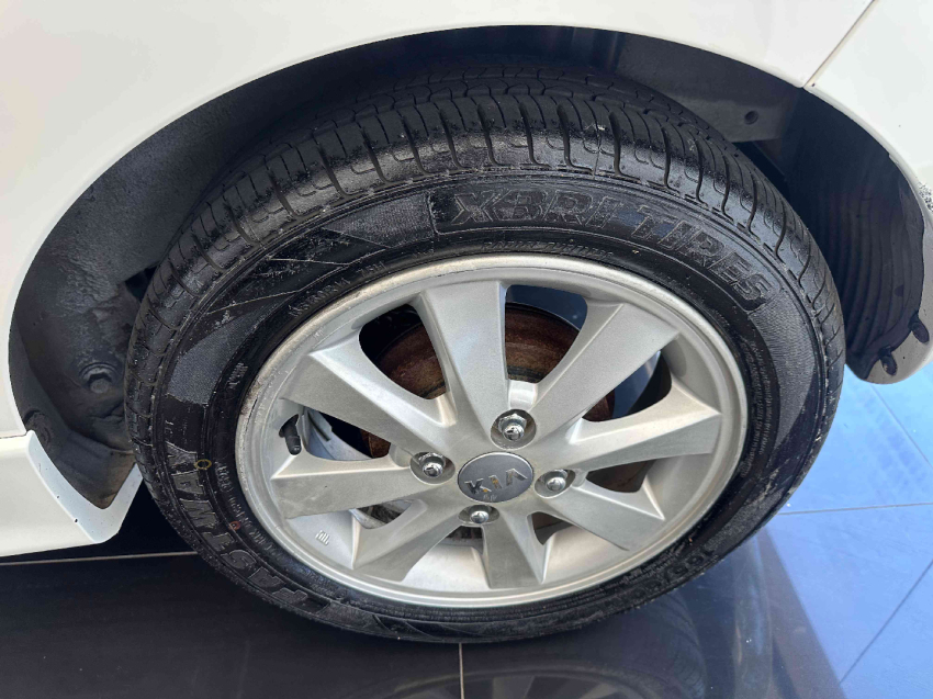 kia picanto 1.0 ex 12v flex 4p automatico 20137