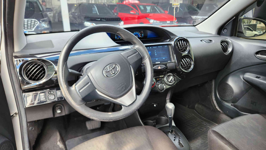 toyota etios 1.3 x 16v flex 4p automatico 202011