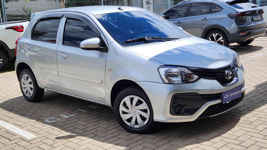 toyota etios 1.3 x 16v flex 4p automatico 20202