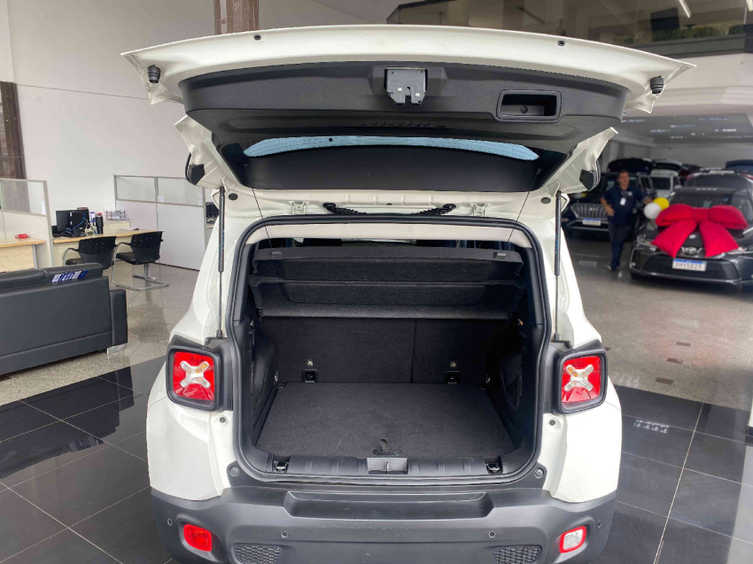 jeep renegade 1.8 16v flex longitude 4p automatico 20197