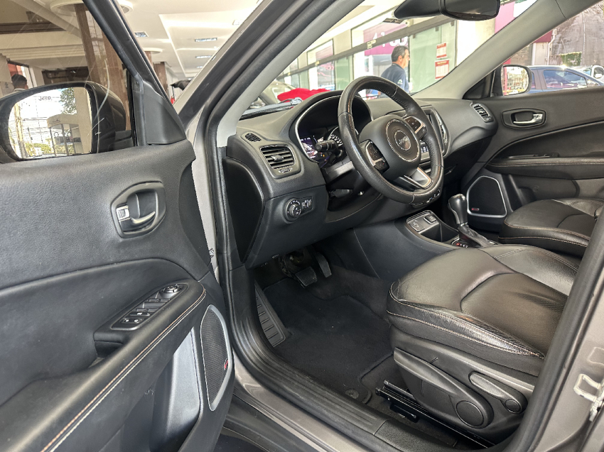 jeep compass 2.0 16v flex longitude automatico 4p 201814