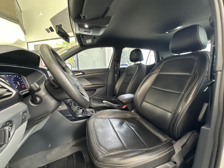 volkswagen t-cross 1.0 200 tsi total flex comfortline automatico 4p 202312