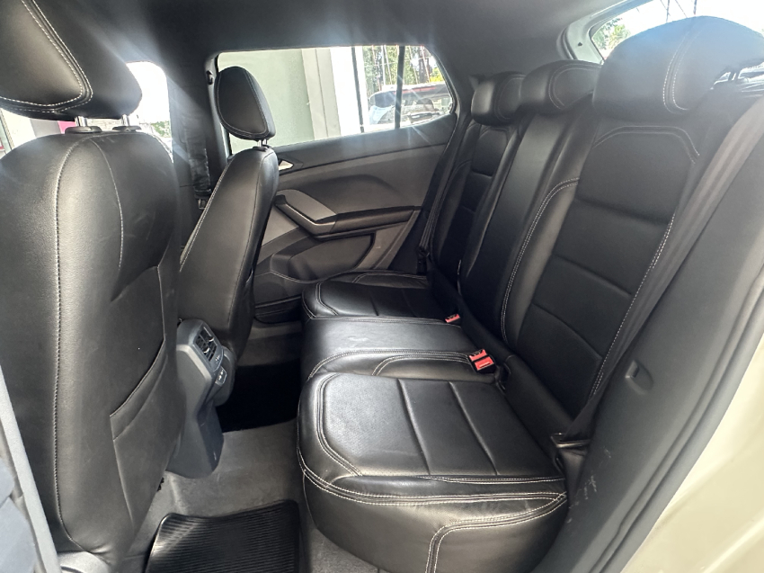 volkswagen t-cross 1.0 200 tsi total flex comfortline automatico 4p 20236