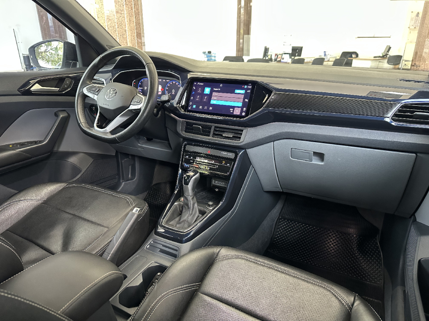 volkswagen t-cross 1.0 200 tsi total flex comfortline automatico 4p 202317