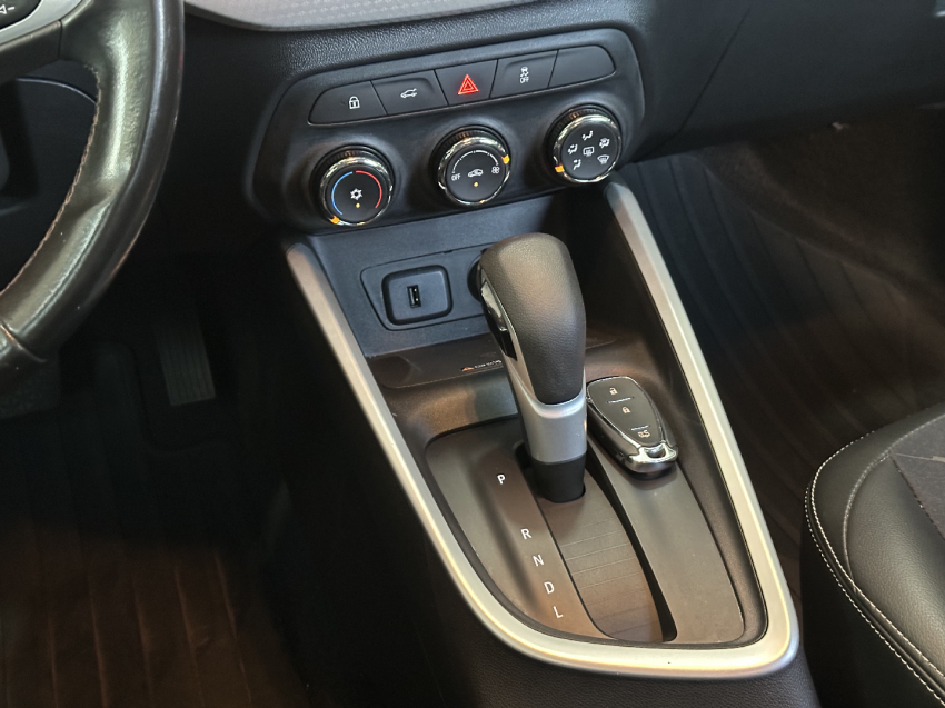 chevrolet onix 1.0 turbo flex premier automatico 4p 202013