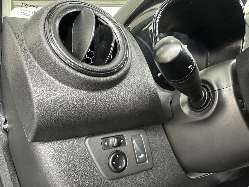 renault kwid 1.0 12v sce flex outsider manual 4p 202219