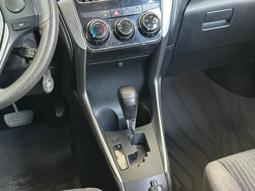 toyota yaris 1.3 flex automatico 201912