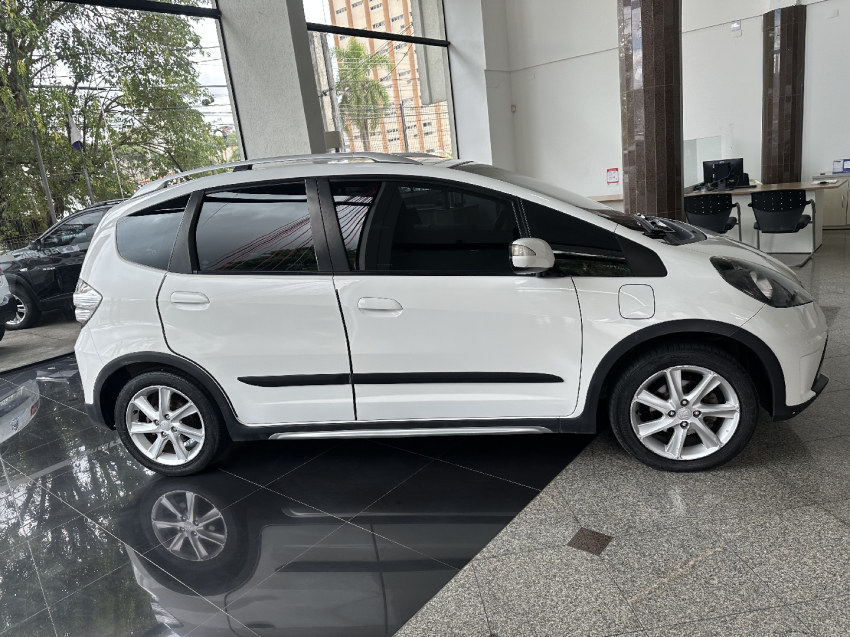 honda fit 1.5 twist 16v flex 4p automatico 20137