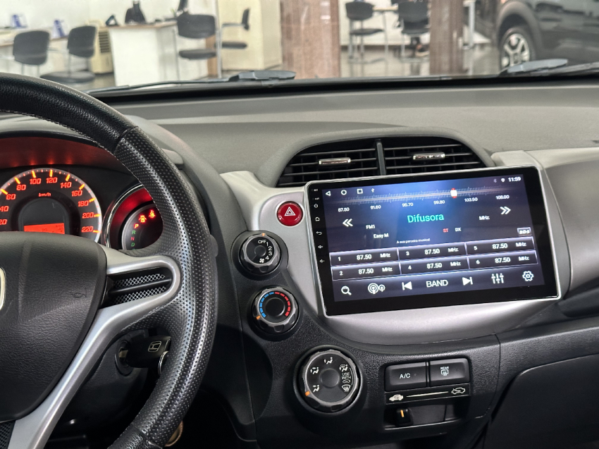 honda fit 1.5 twist 16v flex 4p automatico 201314