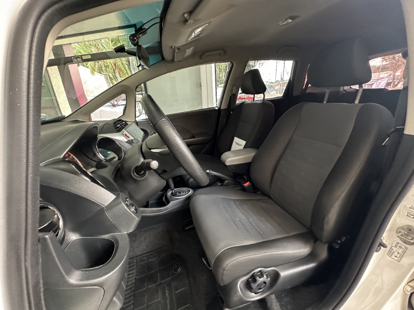 honda fit 1.5 twist 16v flex 4p automatico 201316